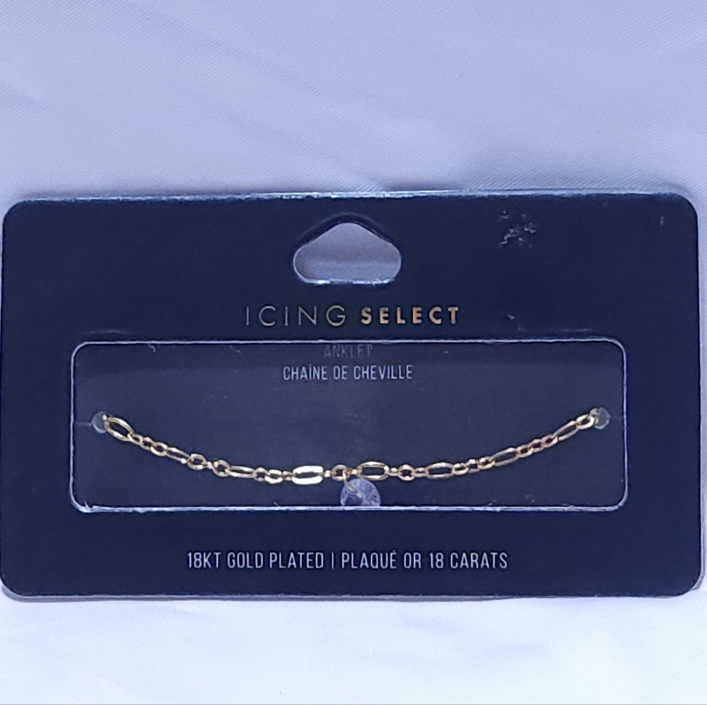 New Icing Select 18K Gold Plated Figaro Anklet 9" Extension 2" Crystal Pendant